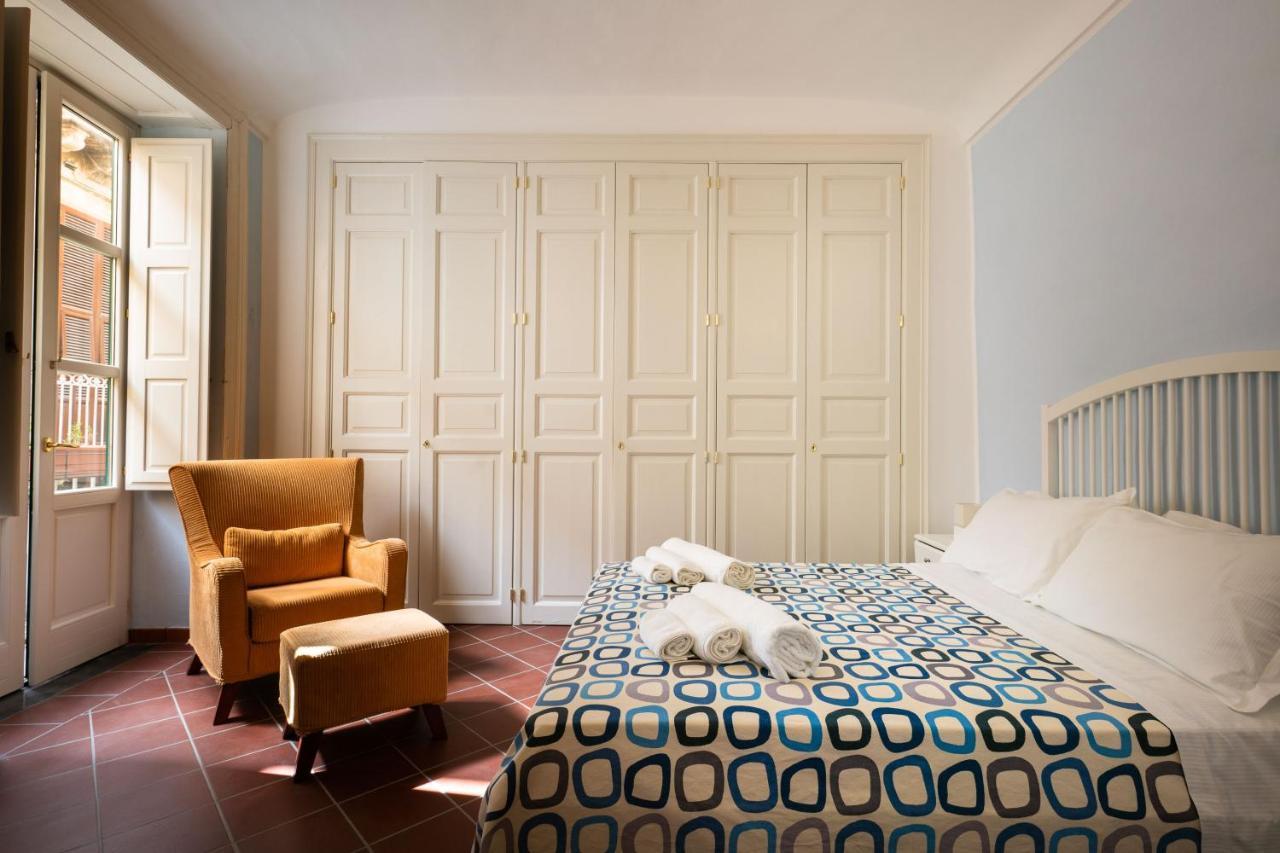 I Tre Balconi Di Via Roma Apartment Syracuse Bagian luar foto