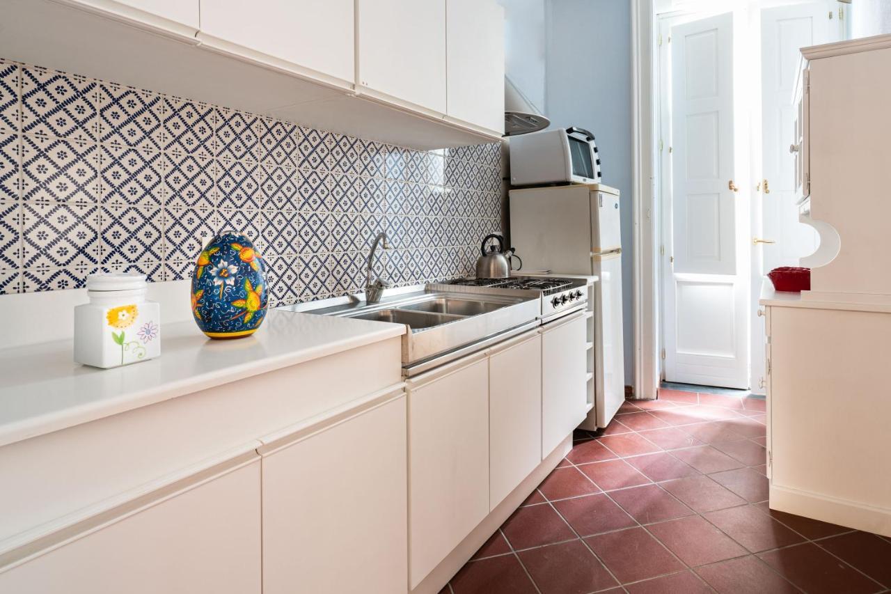 I Tre Balconi Di Via Roma Apartment Syracuse Bagian luar foto
